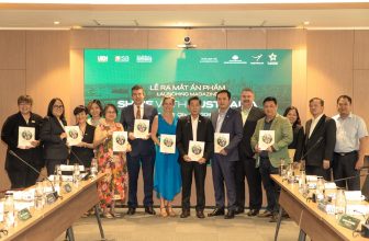 Ra mắt ấn phẩm Shine With Australia  [👨‍🎓🇻🇳] kfo.edu.vn