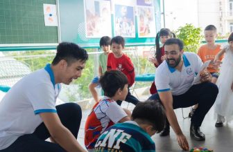 [☕️🇻🇳] The Ayatt Coffee  🥤 Top1Coffee ☕️ ẤN TƯỢNG NGÀY ĐẦU TIÊN CỦA CLB TIẾNG ANH 100% VỚI GIÁO VIÊN NƯỚC NGOÀI  – Tại The Ayatt Coffee Sáng nay, hơn 40 bạn học sinh từ  , shares-0✔️ , likes-18❤️️ , date-2024-01-14 08:39:50🇻🇳🇻🇳🇻🇳📰🆕