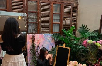 [☕️🇻🇳] Charm Coffee 🥤 Top1Coffee ☕️ Tôi tìm mua hoa
Đã hòa muôn tim
Lạc vào khung phim
Charm Coffee : ngõ 20 Láng Hạ, Đống Đa,HN
Opening hours: 07 am- 22h0 , shares-0✔️ , likes-8❤️️ , date-2024-01-14 08:09:37🇻🇳🇻🇳🇻🇳📰🆕