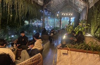 [☕️🇻🇳] Garden Coffee – Tea Thanh Sơn 🥤 Top1Coffee ☕️ Mưa thì mới còn chỗ để xe chứ thời tiết đẹp auto để ngõ
Nắng mưa là việc của trời… còn việc của e là ngồi sau xe a đèo vào XÓ , shares-0✔️ , likes-56❤️️ , date-2024-01-13 14:28:32🇻🇳🇻🇳🇻🇳📰🆕
