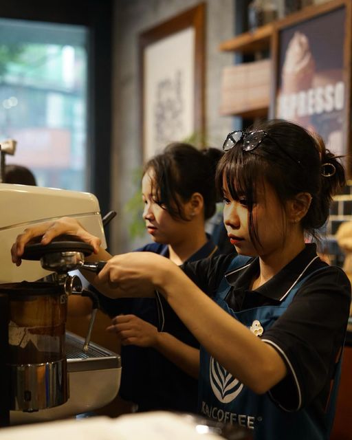Khi tách cà phê tươi nồng- là điểm chạm kết nối giữa chúng ta
_____________________
#KAICoffee #Open247 ▌Find our stores at: