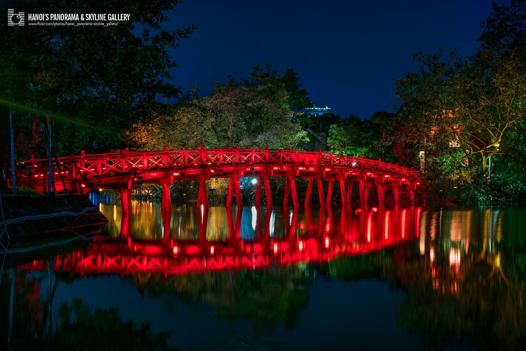 Cảnh đẹp Hà Nội - Cầu Thê Húc