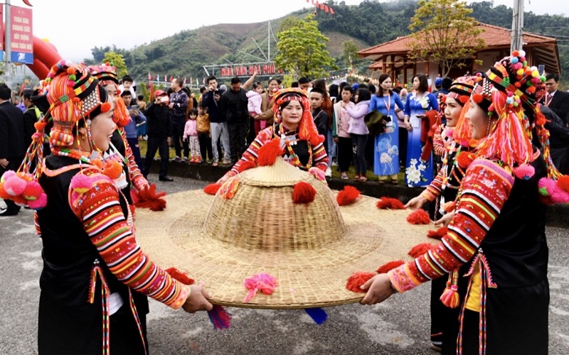 [🆕🇻🇳] Học tiếng anh mỗi ngày 📚 Top1Learn 📕 BÀY TỎ NỖI SỢ, tiếng anh nói thế nào?
– Chồn, I’m scared: Chồn, em sợ lắm
– I’m petrified /ˈpetrɪfaɪd/: Tôi đang hãi hùng
– I’m feeling kind of spooked, r , shares-16✔️ , likes-11❤️️ , date-2023-05-27 16:23:45🇻🇳🇻🇳🇻🇳📰🆕