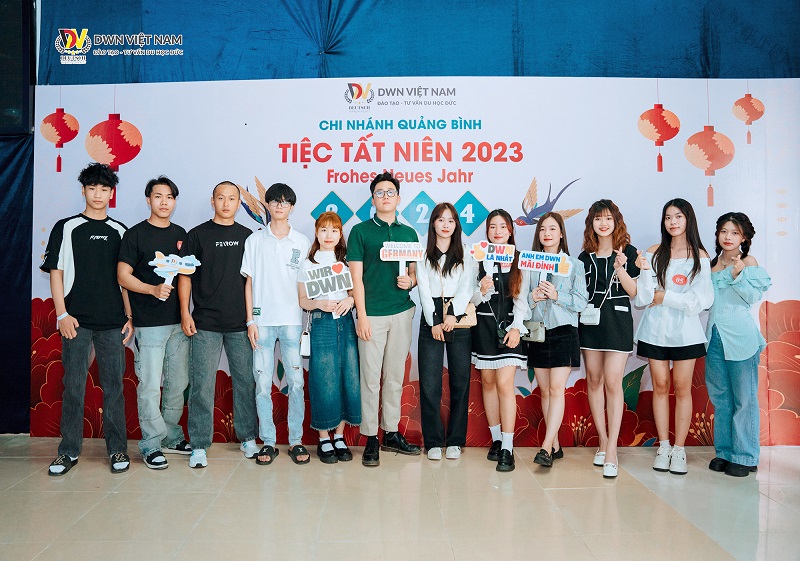 [☕️🇻🇳] Windmills Coffee Đà Lạt – Trà sữa Ly Chai 🥤 Top1Coffee ☕️ Cafe Vlog| Matcha Latte  #windmills #windmillscoffee #cafevlog #matchalatte #dalatcoffee
, shares-0✔️ , likes-0❤️️ , date-2024-01-24 07:19:41🇻🇳🇻🇳🇻🇳📰🆕