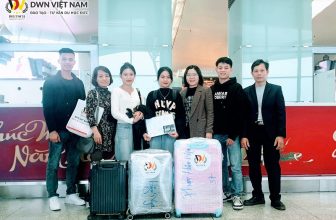 Tiễn Bay Hằng Nga Ngành Nhà Hàng Khách Sạn  [👨‍🎓🇻🇳] dwn.com.vn