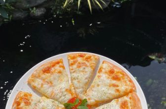 [☕️🇻🇳] The Ayatt Coffee  🥤 Top1Coffee ☕️ Pizza là một món ăn từ các nước phương Tây du nhập về Việt Nam nhưng được khá nhiều người Việt ưa thích.Đế bánh tươi tự quán  , shares-0✔️ , likes-241❤️️ , date-2024-02-15 11:58:17🇻🇳🇻🇳🇻🇳📰🆕