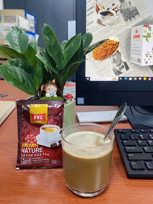 [☕️🇻🇳] EVC Coffee 🥤 Top1Coffee ☕️ Thói quen mỗi buổi sáng của mình chính là thưởng thức ngay một cốc cà phê EVC Brown Nature nguyên chất, thơm ngon, đậm vị._EVC , shares-1✔️ , likes-23❤️️ , date-2024-02-20 01:51:56🇻🇳🇻🇳🇻🇳📰🆕