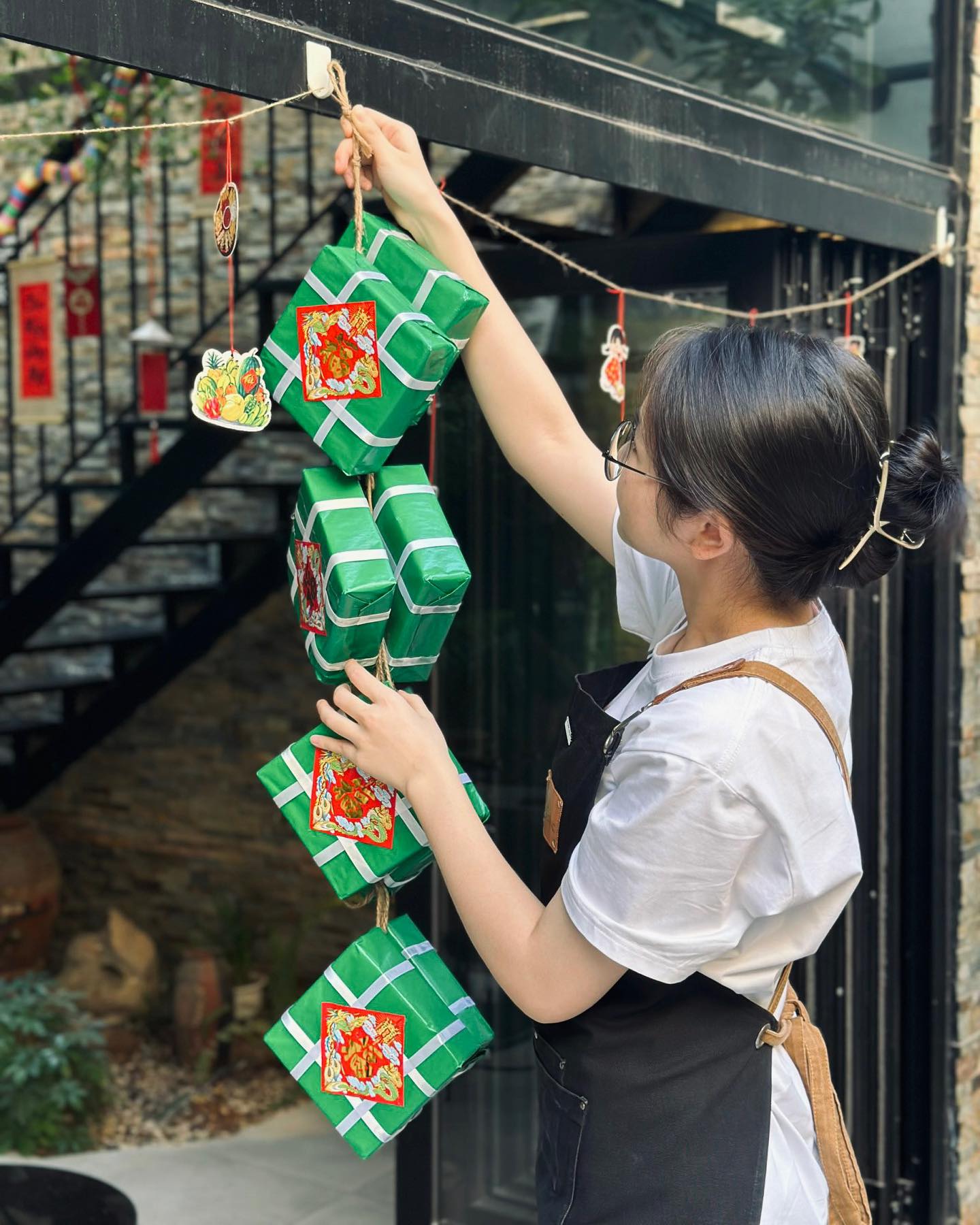 [☕️🇻🇳] La Farine 🥤 Top1Coffee ☕️ 𝐃𝐞𝐜𝐨𝐫 đ𝐨́𝐧 𝐓𝐞̂́𝐭 𝐜𝐮̀𝐧𝐠 𝐧𝐡𝐚̀ 𝐋𝐚Đến hẹn lại lên, lại là những ý tưởng trang trí nhà tự nghĩ tự làm. Mới chỉ được một nửa nhưng c , shares-0✔️ , likes-19❤️️ , date-2024-01-19 07:18:58🇻🇳🇻🇳🇻🇳📰🆕