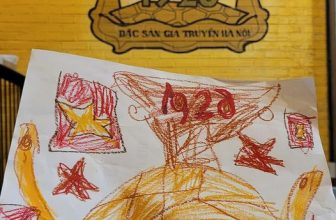 [☕️🇻🇳] Cafe Thái – 27 Triệu Việt Vương – Đây là một quán cà phê nổi bật với không gian của những năm 50 – 60 của thế kỷ 20 🥤 Top1Coffee ☕️ Ông nội mình trước vẽ
Cụ rùa có hai đầu
Một ngoảnh về phía sau
Nghe chuyện ông cha kể,Một hướng đến hậu thế
Dặn giữ nghề nghiê , shares-2✔️ , likes-94❤️️ , date-2024-02-02 14:34:12🇻🇳🇻🇳🇻🇳📰🆕