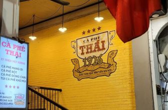 [☕️🇻🇳] Cafe Thái – 27 Triệu Việt Vương – Đây là một quán cà phê nổi bật với không gian của những năm 50 – 60 của thế kỷ 20 🥤 Top1Coffee ☕️ Ngày làm việc cuối cùng của năm Mão.
Thái mở cửa lại vào 6h sáng mùng 6 Tết, như truyền thống bao nhiêu năm qua. Khách đến quán , shares-0✔️ , likes-57❤️️ , date-2024-02-07 14:24:43🇻🇳🇻🇳🇻🇳📰🆕