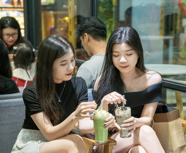 [☕️🇻🇳] DoveZi Coffee 🥤 Top1Coffee ☕️ Dù ai nói ngả nói nghiêng, chị em gắn kết, kèo nào đi DoveZi cũng vui
Đừng vội bỏ lơ những mối quan hệ “đã lâu không gặp”
Tranh  , shares-0✔️ , likes-16❤️️ , date-2024-02-25 02:37:07🇻🇳🇻🇳🇻🇳📰🆕