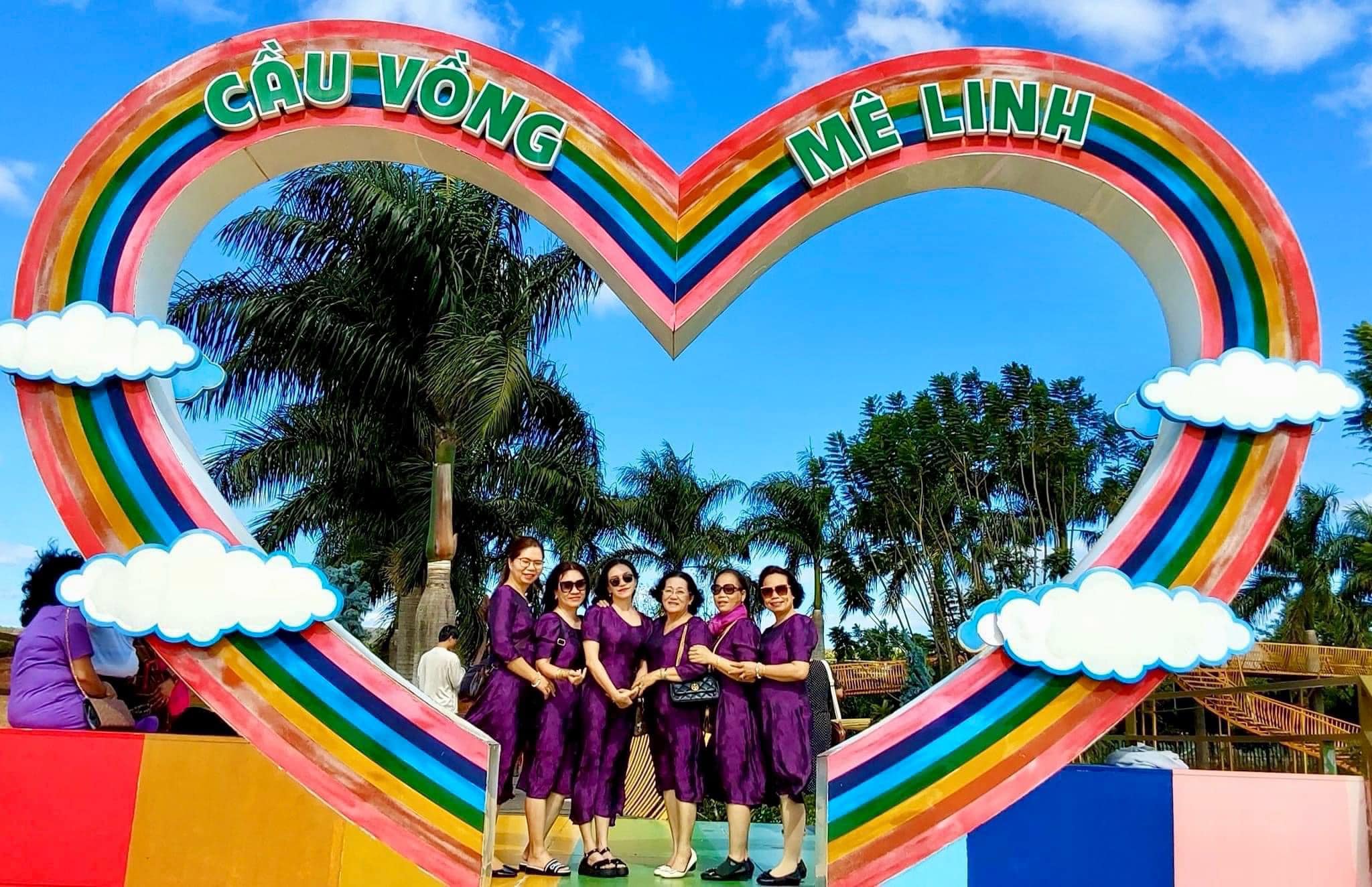 [☕️🇻🇳] Mê Linh Coffee Garden 🥤 Top1Coffee ☕️ Vui chơi thả ga với 3 ngày Tết – 7 ngày xuân  Không còn rào cản thời gian, bạn đã sẵn sàng lên lịch hẹn với các homies đến 𝐌𝐞̂ 𝐋 , shares-4✔️ , likes-22❤️️ , date-2024-02-17 07:07:59🇻🇳🇻🇳🇻🇳📰🆕