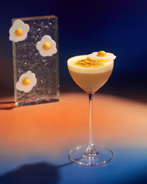 [☕️🇻🇳] Blank Lounge 🥤 Top1Coffee ☕️ It’s like the famous egg coffee on the streets of Hanoi. Except it’s a martini. In the highest sky bar in Vietnam. In Saigon.
· , shares-0✔️ , likes-6❤️️ , date-2024-02-17 05:16:30🇻🇳🇻🇳🇻🇳📰🆕