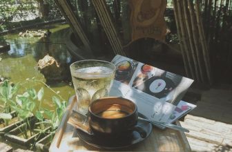 [☕️🇻🇳] CoCo’s Coffee 🥤 Top1Coffee ☕️ Đừng nghĩ về những chuyện phiền lòng nữa, hạnh phúc không nhất định là phải yêu nhưng yêu bản thân mình thì đó là điều nhất định , shares-0✔️ , likes-8❤️️ , date-2021-03-28 04:02:43🇻🇳🇻🇳🇻🇳📰🆕