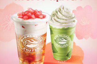 [☕️🇻🇳] Highlands Coffee – THƯƠNG HIỆU BẮT NGUỒN TỪ CÀ PHÊ VIỆT NAM 🥤 Top1Coffee ☕️ Chị đẹp uống gì, em khao?Em khao một ly trà sen vàng thơm ngon, Chị đẹp cười tươi, ánh mắt long lanh.
Em khao một ly Freeze Tr , shares-310✔️ , likes-33K❤️️ , date-2024-03-05 13:00:11🇻🇳🇻🇳🇻🇳📰🆕