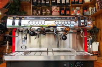 [☕️🇻🇳] Gia Cát Coffee – Cung cấp cây cảnh, nhận sét up cây cảnh cho quán cafe 🥤 Top1Coffee ☕️ Máy pha cà phê chất
Màu phong thuỷMáy pha cà phê La Cimbali Enova A2- New 99%Đẹp không tì vết
Giá chỉ 5x tr thôi.
, shares-31✔️ , likes-378❤️️ , date-2021-05-09 09:15:40🇻🇳🇻🇳🇻🇳📰🆕