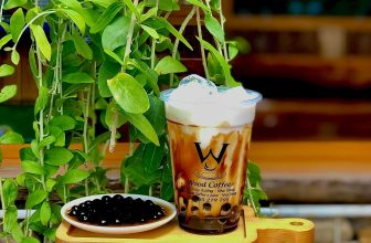 [☕️🇻🇳] 15.22 café – wine – live music 🥤 Top1Coffee ☕️ Tiền không mua được Hạnh Phúc
Nhưng mua được rất nhiều #SữaTươiTrânChâuĐườngĐenThích hơn nữa #Wood đang có chương trình áp  , shares-11✔️ , likes-24❤️️ , date-2021-10-24 02:32:36🇻🇳🇻🇳🇻🇳📰🆕