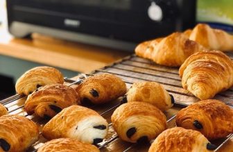 [☕️🇻🇳] Navido Coffee 🥤 Top1Coffee ☕️ Mấy chiếc bánh xinh xắn luôn được chăm chút tại Navido…,Có dịp, mời bạn lại quán thưởng thức hương và vị của những chiếc bánh  , shares-1✔️ , likes-3❤️️ , date-2021-12-12 10:42:55🇻🇳🇻🇳🇻🇳📰🆕