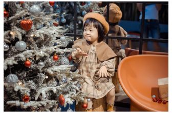 [☕️🇻🇳] 4 ĐỒNG 5 🥤 Top1Coffee ☕️ Dịch bệnh kéo dài quá, nên Giáng sinh năm nay tụi mình chỉ kịp chuẩn bị được mỗi một cây thông bé xinh. Nhưng được mọi người ủng , shares-2✔️ , likes-43❤️️ , date-2021-12-07 11:01:31🇻🇳🇻🇳🇻🇳📰🆕