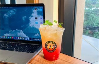 [☕️🇻🇳] WaterBiz Coffee – Cà phê và trà 🥤 Top1Coffee ☕️  [ Vui sáng giữa tuần ]
– HQuyen (*) là một cô gái xinh đẹp dịu dàng
– HQuyen đã nói “muốn kiếm loại nước uống vừa giải khát vừa , shares-0✔️ , likes-5❤️️ , date-2022-04-26 00:58:49🇻🇳🇻🇳🇻🇳📰🆕