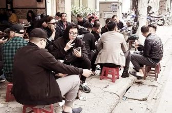 [☕️🇻🇳] Cafe Thái – 27 Triệu Việt Vương – Đây là một quán cà phê nổi bật với không gian của những năm 50 – 60 của thế kỷ 20 🥤 Top1Coffee ☕️ Lạnh quá lên đồ thôi =.=
#Thai42 #oldThai #viphamgiaothongroluon #alochuconganoi
, shares-0✔️ , likes-28❤️️ , date-2022-06-11 03:04:06🇻🇳🇻🇳🇻🇳📰🆕