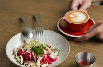 [☕️🇻🇳] A’dor Café 🥤 Top1Coffee ☕️ Sáng ra cứ phải ghé quán quen làm một ly cà phê cho tỉnh táo, mọi chuyện khác tính sau đúng không nè?
Chúc cả nhà tuần mới tràn , shares-0✔️ , likes-5❤️️ , date-2022-06-13 02:44:29🇻🇳🇻🇳🇻🇳📰🆕