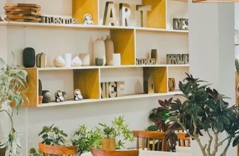 [☕️🇻🇳] Ochata Coffee  🥤 Top1Coffee ☕️ “ART” – Là tinh thần để tụi mình decor lên cái kệ có vẻ nghệ với ti tỉ mấy thứ đồ trang trí nho nhỏ từ tượng gốm, khay gỗ chữ gỗ , shares-0✔️ , likes-15❤️️ , date-2022-07-03 06:36:27🇻🇳🇻🇳🇻🇳📰🆕