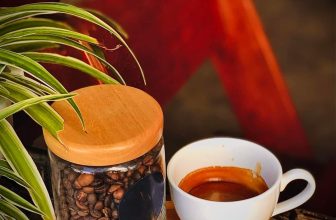 [☕️🇻🇳] 15.22 café – wine – live music 🥤 Top1Coffee ☕️ Ăn quả phải nhớ kẻ trồng cây
Uống cafe  ngon phải nhớ đến Wood & Juice nhé !
——— WOOD COFFEE & JUICE ———
02 Thuỷ Xư , shares-0✔️ , likes-12❤️️ , date-2022-07-28 00:57:08🇻🇳🇻🇳🇻🇳📰🆕