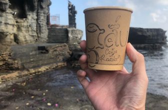 [☕️🇻🇳] GẤU Coffee – Bakery 🥤 Top1Coffee ☕️ Gau Coffee in Tanah Lot Temple Bali.Enjoy your life With GAU …!
#gaucoffeeandbakery #professionalbakers
#coffeeroastery #art , shares-0✔️ , likes-66❤️️ , date-2022-08-08 10:38:32🇻🇳🇻🇳🇻🇳📰🆕
