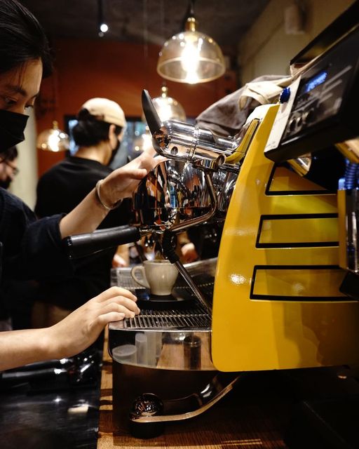 [☕️🇻🇳] Blackbird Coffee 🥤 Top1Coffee ☕️ Blackbird vẫn tiếp tục tìm kiếm những ứng viên mới để bổ sung cũng như dành cho cơ sở thứ ba sắp mở cửa các bạn nhé.
xin chào mọ , shares-0✔️ , likes-16❤️️ , date-2022-10-11 12:39:59🇻🇳🇻🇳🇻🇳📰🆕