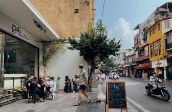 [☕️🇻🇳] GẤU Coffee – Bakery 🥤 Top1Coffee ☕️ Explore the Old Quarter your way#gaucoffeeandbakery #professionalbakers
#coffeeroastery #artisanbaker #barista #chocolatier # , shares-1✔️ , likes-48❤️️ , date-2022-11-09 02:41:31🇻🇳🇻🇳🇻🇳📰🆕