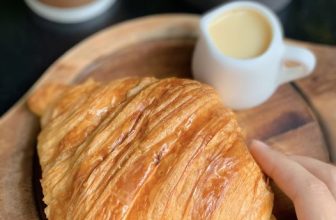 [☕️🇻🇳] The Cuppa Coffee 🥤 Top1Coffee ☕️ Các cậu đã thử chưa?
Bánh tại The Cuppa Caffee siêu ngonTrong những ngày cuối thu hiếm hoi, ước gì được thưởng thức một ly  L , shares-0✔️ , likes-12❤️️ , date-2022-11-17 09:00:01🇻🇳🇻🇳🇻🇳📰🆕