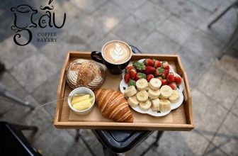 [☕️🇻🇳] GẤU Coffee – Bakery 🥤 Top1Coffee ☕️ Bonjour#gaucoffeeandbakery #professionalbakers
#coffeeroastery #artisanbaker #barista #chocolatier #chocolatefactory #coffeea , shares-0✔️ , likes-70❤️️ , date-2022-12-22 04:29:28🇻🇳🇻🇳🇻🇳📰🆕