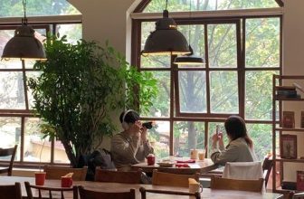 [☕️🇻🇳] All Day Coffee 🥤 Top1Coffee ☕️ Một ngày tuyệt vời như hôm nay, hẳn là bạn nên dành cho cô gái của mình những điều đặc biệt. Cùng nắm tay nhau xuống phố, ghé Al , shares-0✔️ , likes-33❤️️ , date-2023-03-08 02:54:51🇻🇳🇻🇳🇻🇳📰🆕