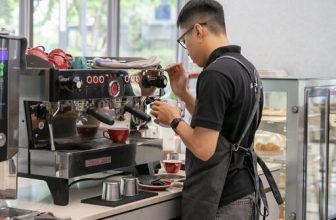 [☕️🇻🇳] A’dor Café 🥤 Top1Coffee ☕️ Biết hình này là hình gì hong?Hình như 3 ngày nữa là Tết rồi đó.Các anh barista đã sẵn sàng bánh ngon – nước ngọt, mấy bà h , shares-0✔️ , likes-6❤️️ , date-2023-01-19 00:00:12🇻🇳🇻🇳🇻🇳📰🆕