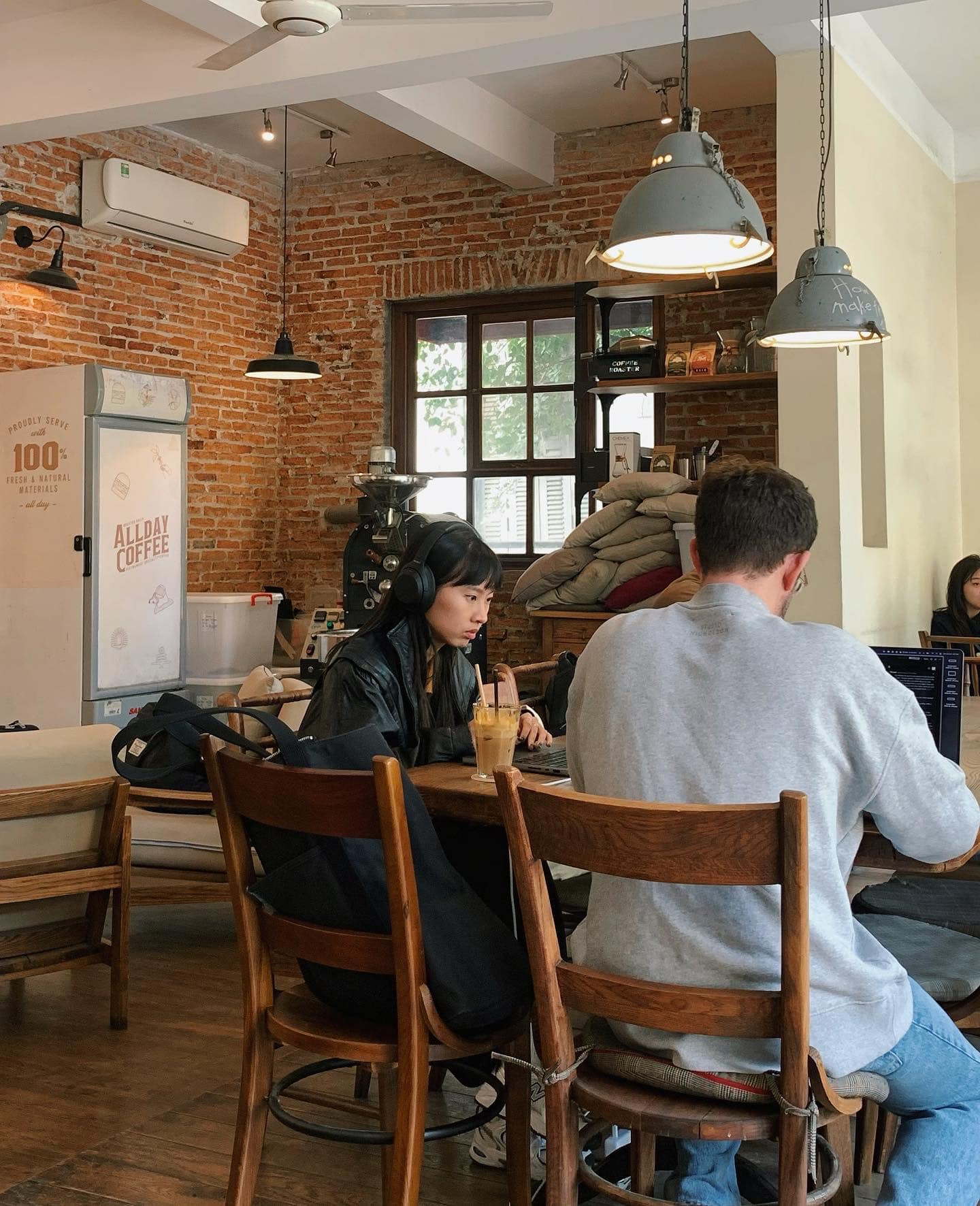 [☕️🇻🇳] All Day Coffee 🥤 Top1Coffee ☕️ Bắt đầu ngày THỨ HAI sao cho hiệu quả?

Tận hưởng tách cà phê NGON cùng mùi hương tươi mới ngập tràn khoang mũi  Sẵn sàng cho mộ , shares-1✔️ , likes-42❤️️ , date-2023-01-30 03:56:24🇻🇳🇻🇳🇻🇳📰🆕