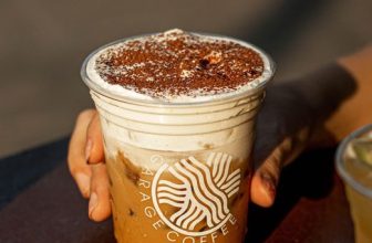 [☕️🇻🇳] Garage Coffee 🥤 Top1Coffee ☕️ Cà phê muối, thức uống thi vị từ xứ Huế mộng mơCâu chuyện về cảm hứng sáng tạo ra món cà phê muối vẫn còn là dấu chấm lửng  , shares-1✔️ , likes-28❤️️ , date-2023-03-31 03:01:08🇻🇳🇻🇳🇻🇳📰🆕