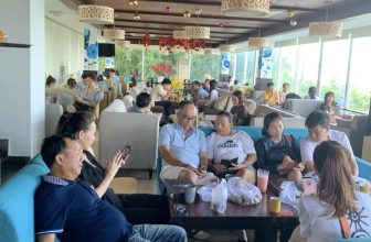 [☕️🇻🇳] Seaside Cafe 🥤 Top1Coffee ☕️ “Ê, ông Thương có ghé qua chưa?”
“Ghé qua Seaside Cafe rồi á” Sáng cuối tuần nhà mình, ai có hẹn với chúng mình rồi thì đừng bỏ , shares-0✔️ , likes-11❤️️ , date-2023-06-03 02:16:04🇻🇳🇻🇳🇻🇳📰🆕