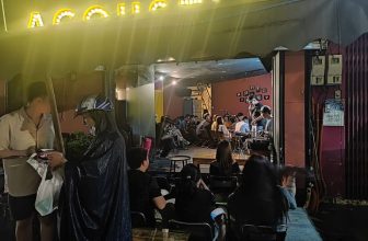[☕️🇻🇳] Acoustic Cafe 236 Hàng Bông –  Nơi đam mê âm nhạc 🥤 Top1Coffee ☕️ Xin chân thành cảm ơn những khán giả yêu nhạc chân chính !!! Mưa gió thế mà…  Hnay hát đến chết!!!!
, shares-3✔️ , likes-45❤️️ , date-2023-06-24 14:05:28🇻🇳🇻🇳🇻🇳📰🆕