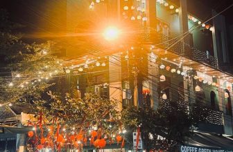 [☕️🇻🇳] GreenHouse coffee & tea 🥤 Top1Coffee ☕️ GREEN HOUSE coffee
Tuyển Nhân Viên
1.Phục vụ : Nữ (18t-22t)
– Ca :14-22h30
– Lương : 16k/h
– Yêu cầu: ngoại hình ưa nhìn,là , shares-1✔️ , likes-17❤️️ , date-2023-06-18 10:32:21🇻🇳🇻🇳🇻🇳📰🆕