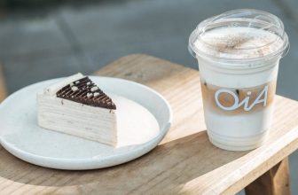 [☕️🇻🇳] OiA Coffee 🥤 Top1Coffee ☕️ Một lát bánh nhiều lớp đậm vị cacao thơm ở trên, mát lạnh với từng lớp kem tươi và crepe mỏng tang xen kẽ,
Một ly cà phê đậm đà  , shares-0✔️ , likes-6❤️️ , date-2023-08-01 05:06:02🇻🇳🇻🇳🇻🇳📰🆕