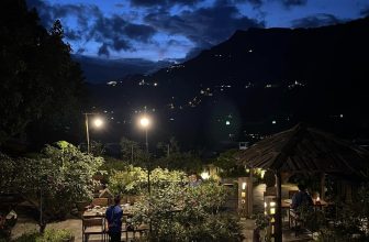 [☕️🇻🇳] La Dao Spa – Coffee House, homestay 🥤 Top1Coffee ☕️ Bản Tả Van về đêmTrái ngược với sự xô bồ nơi trung tâm thị xã và buổi sáng thơ mộng. Khi màn đêm buông xuống là lúc bản em yê , shares-0✔️ , likes-35❤️️ , date-2023-08-27 15:24:56🇻🇳🇻🇳🇻🇳📰🆕