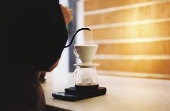 [☕️🇻🇳] The Comma coffee 🥤 Top1Coffee ☕️ [ETHIOPIA BOYEFI]
Region : Yirgacheffe, Ethiopia
Variety: Heirloom
Elevation: 1850-2300masl
Process: NaturalLoại cà pour tụi m , shares-0✔️ , likes-4❤️️ , date-2023-09-06 08:30:25🇻🇳🇻🇳🇻🇳📰🆕