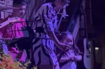 [☕️🇻🇳] CAFE CA NHẠC G4U 🥤 Top1Coffee ☕️ 8h30 tối mai Thứ 5 lập kèo đến G4U nghe nhạc đi cả nhà iu ơiiiiiii
, shares-0✔️ , likes-42❤️️ , date-2023-12-13 06:17:18🇻🇳🇻🇳🇻🇳📰🆕