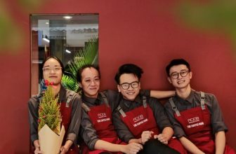 [☕️🇻🇳] ACID8 Specialty Coffee 🥤 Top1Coffee ☕️ NƠI TẠP DỀ ĐỎ LÀ NGÔN NGỮ CỦA MÙA LỄ HỘI
Chẳng cần dùng nhiều ngôn từ để nói ra, bởi sắc đỏ của chiếc tạp dề chính là cách nhan , shares-0✔️ , likes-36❤️️ , date-2023-12-02 14:00:07🇻🇳🇻🇳🇻🇳📰🆕