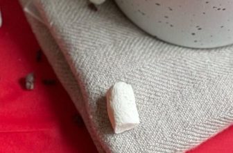 [☕️🇻🇳] Navido Coffee 🥤 Top1Coffee ☕️ .
Christmas Hot Chocolate– Stay happy and warm this holiday season with our Hot Chocolate with Marshmallow & Cocoa Nib. This  , shares-0✔️ , likes-0❤️️ , date-2023-12-04 17:27:54🇻🇳🇻🇳🇻🇳📰🆕