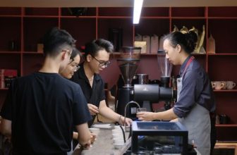 [☕️🇻🇳] ACID8 Specialty Coffee 🥤 Top1Coffee ☕️ MỘT GIA ĐÌNH GẮN KẾT BỞI HẠT CÀ PHÊCó một gia đình không giống như bao gia đình. Một gia đình nói lời chào mỗi 7 giờ sáng khi  , shares-0✔️ , likes-11❤️️ , date-2024-01-17 14:15:48🇻🇳🇻🇳🇻🇳📰🆕