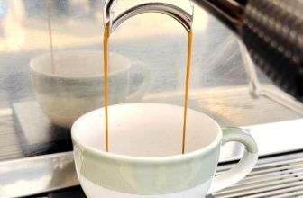 [☕️🇻🇳] Capella Specialty Coffee 🥤 Top1Coffee ☕️ Hello Sunday!!!
Ly Caphe cho ngày chủ nhật.
#coffee #espesso #caphein #cafe #coffeebean #capellaspecialtycoffee #hanoi #saigon , shares-0✔️ , likes-12❤️️ , date-2024-01-14 03:01:51🇻🇳🇻🇳🇻🇳📰🆕