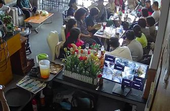 [☕️🇻🇳] Aurora Coffe Cần Thơ 🥤 Top1Coffee ☕️  Cuối tuần vui vẻ cùng gia gia đình hãy đến Aurora .Aurora thích họp…
Họp hội, trò chuyện cùng bạn bè, nghĩ ngơi sau giờ l , shares-3✔️ , likes-4❤️️ , date-2024-01-20 02:26:12🇻🇳🇻🇳🇻🇳📰🆕