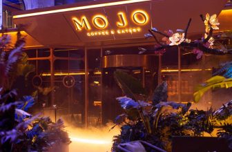 [☕️🇻🇳] MOJO Boutique Coffee 🥤 Top1Coffee ☕️ [𝗛𝗡] LẠC BƯỚC VÀO ‘VƯỜN KHỔNG TƯỚC’ HUYỀN ẢO LUNG LINH
Hãy đắm chìm vào một thế giới khác biệt tại MOJO Rey Hotel, nơi có sự  , shares-14✔️ , likes-74❤️️ , date-2024-01-24 12:57:33🇻🇳🇻🇳🇻🇳📰🆕